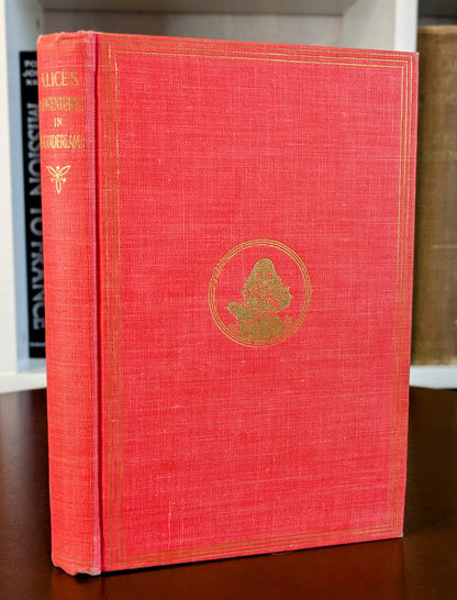 LEWIS CARROLL "ALICE'S ADVENTURES IN WONDERLAND" PIRATED EDITION 1940-50s