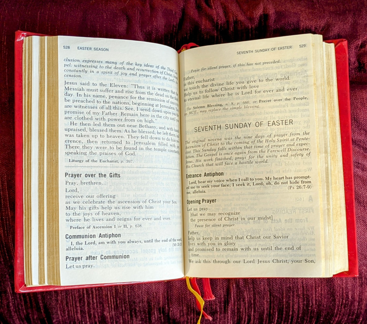 "VATICAN II SUNDAY MISSAL" WITH RARE DELUXE COVER + EPHEMERA 1974-99