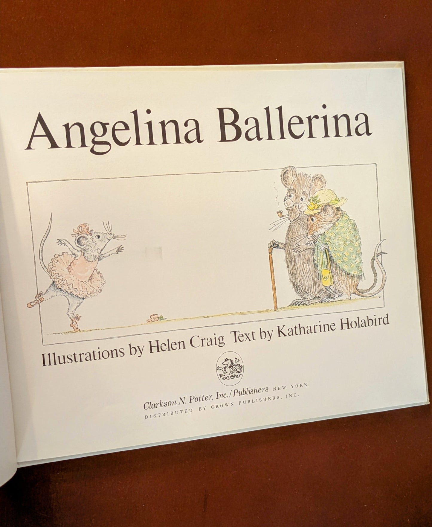 HELEN CRAIG "ANGELINA BALLERINA" PICTUREBOOK FIRST US EDITION 1983